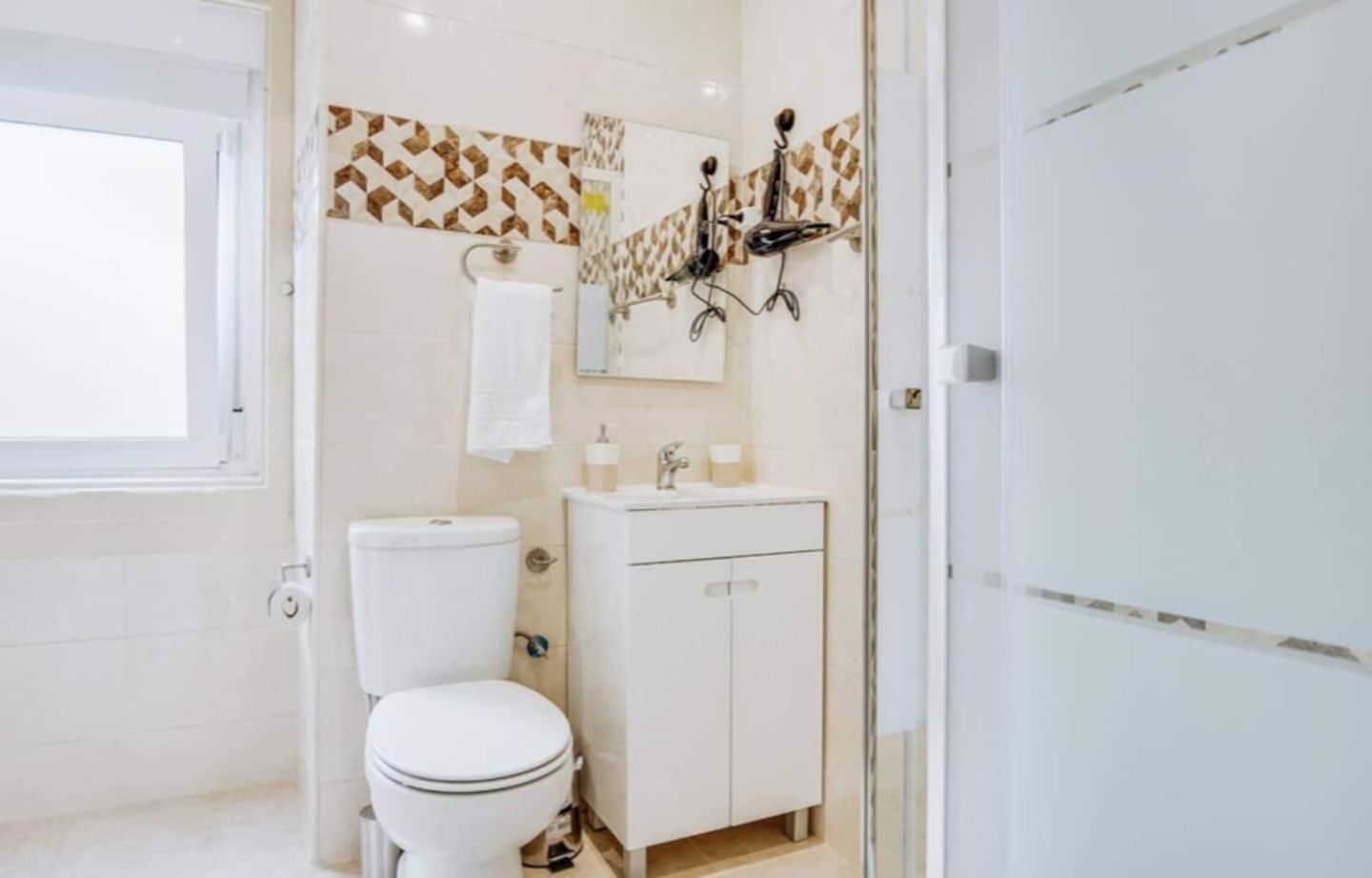 3 Bedroom Apartment In Baixa With River View 리스본 외부 사진